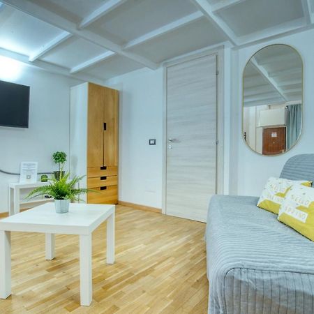 Apartment Emo 19 Мілан Екстер'єр фото