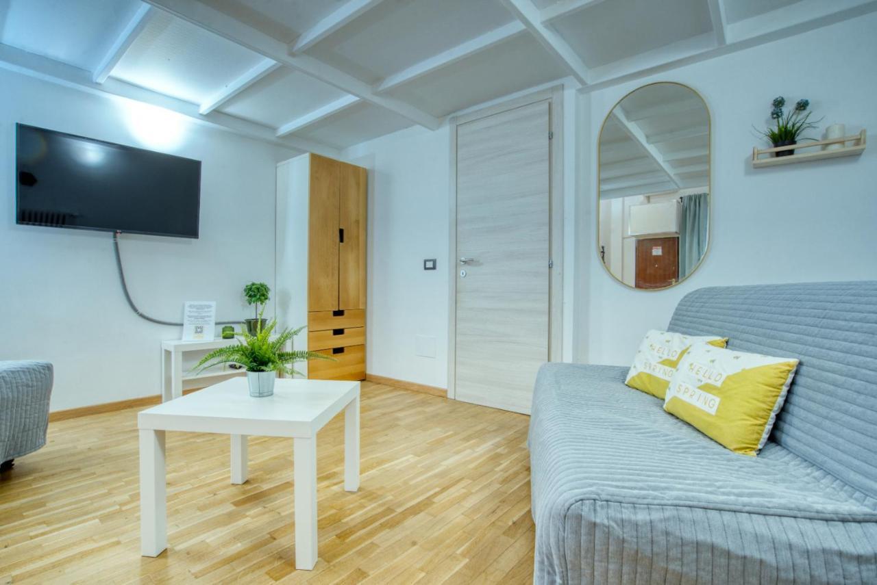 Apartment Emo 19 Мілан Екстер'єр фото