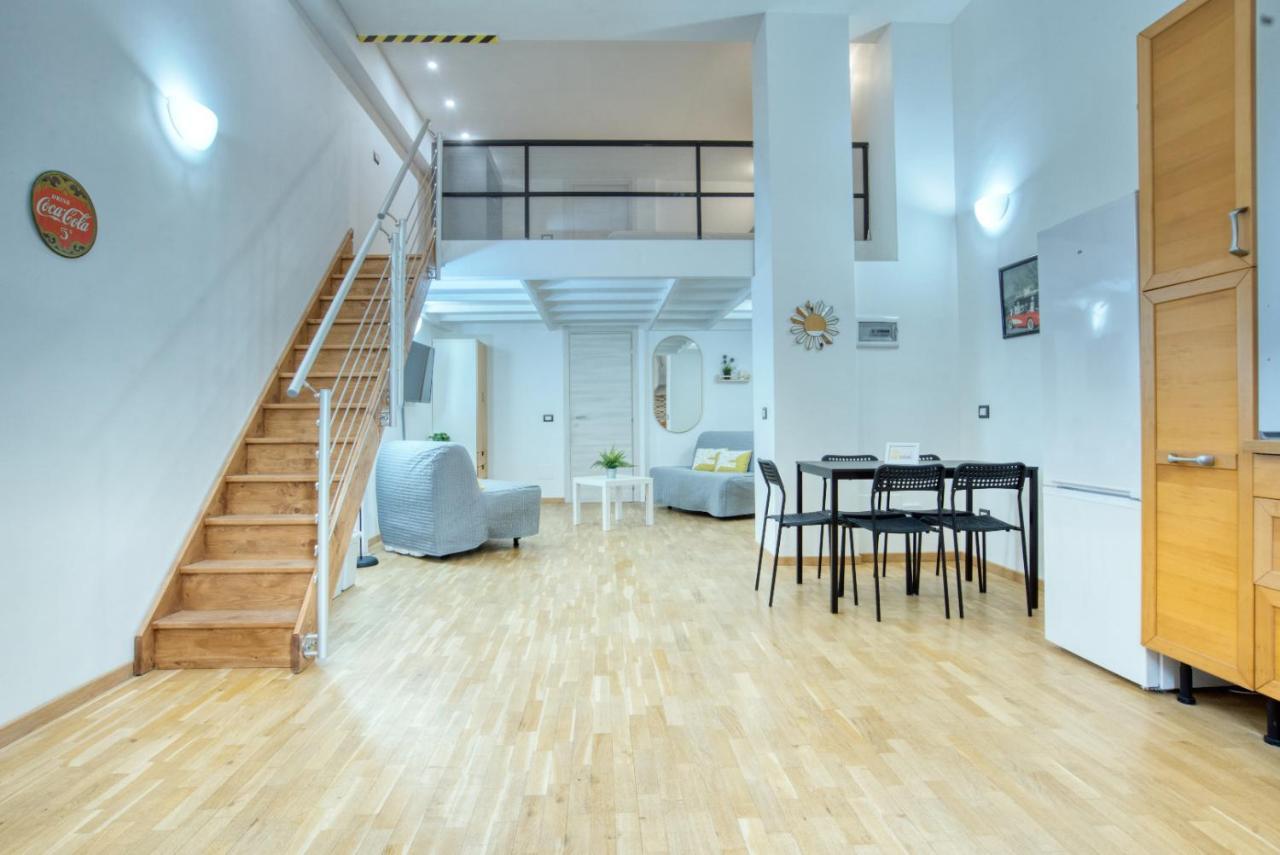 Apartment Emo 19 Мілан Екстер'єр фото